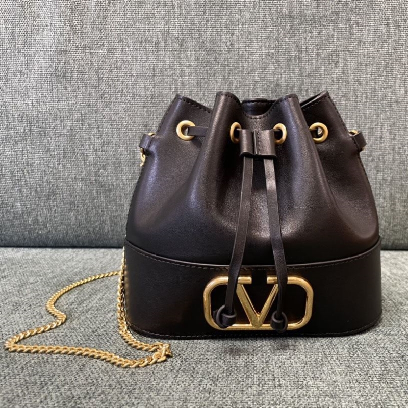 Va1e*ntin0 bucket bag